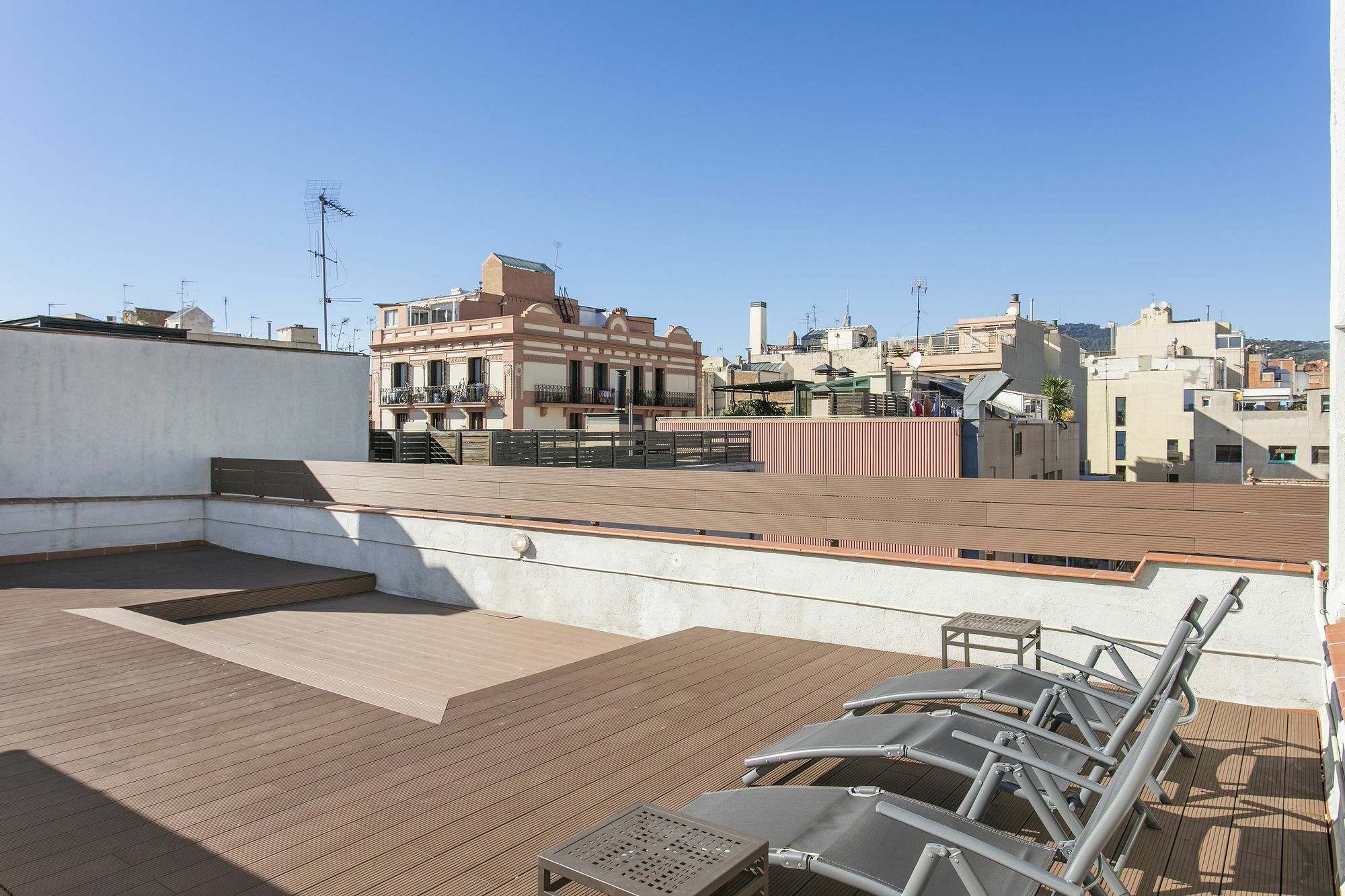 Gracia Blue Suites Barcelona Exterior photo